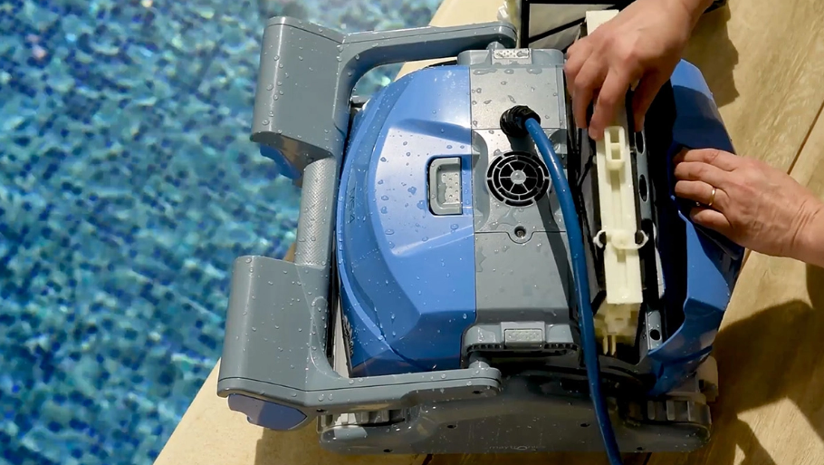 Robot piscine électrique Dolphin MS4 – Fond, parois et ligne d’eau – Navigation intelligente – Avec chariot de transport - immagine 3