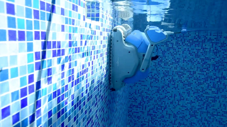 Robot piscine électrique Dolphin MS4 – Fond, parois et ligne d’eau – Navigation intelligente – Avec chariot de transport - immagine 4
